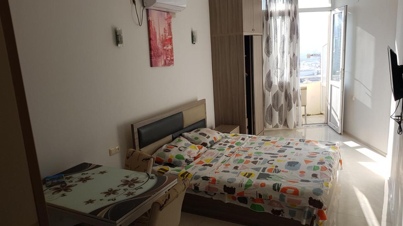 Sky-G Sea View Apartment Батуми Экстерьер фото