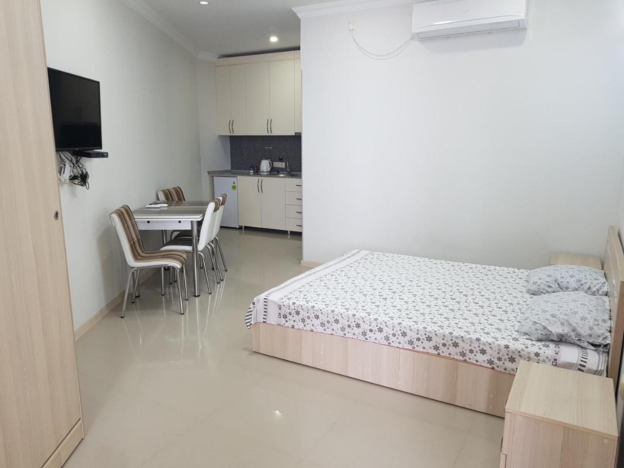 Sky-G Sea View Apartment Батуми Экстерьер фото