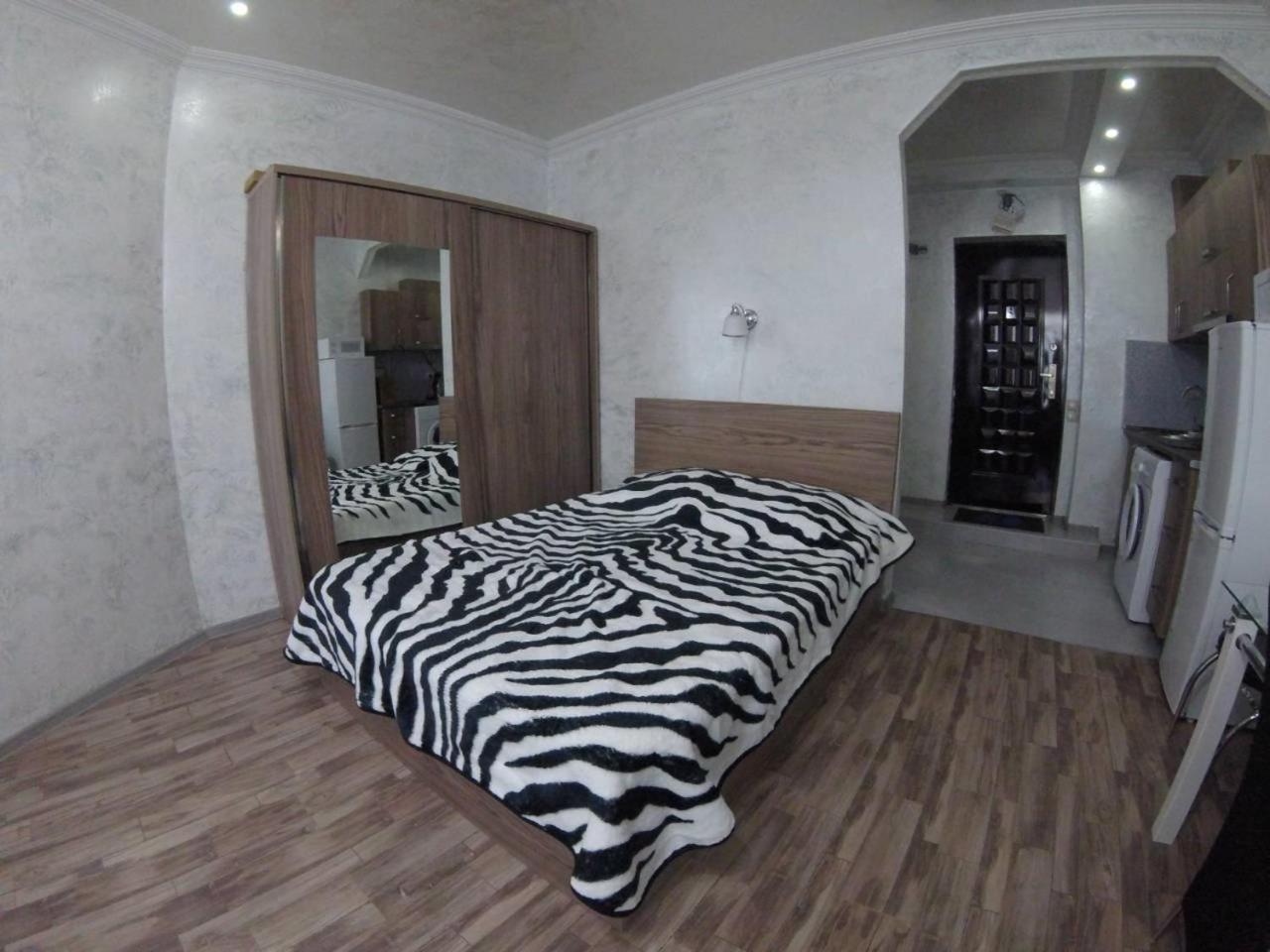 Sky-G Sea View Apartment Батуми Экстерьер фото